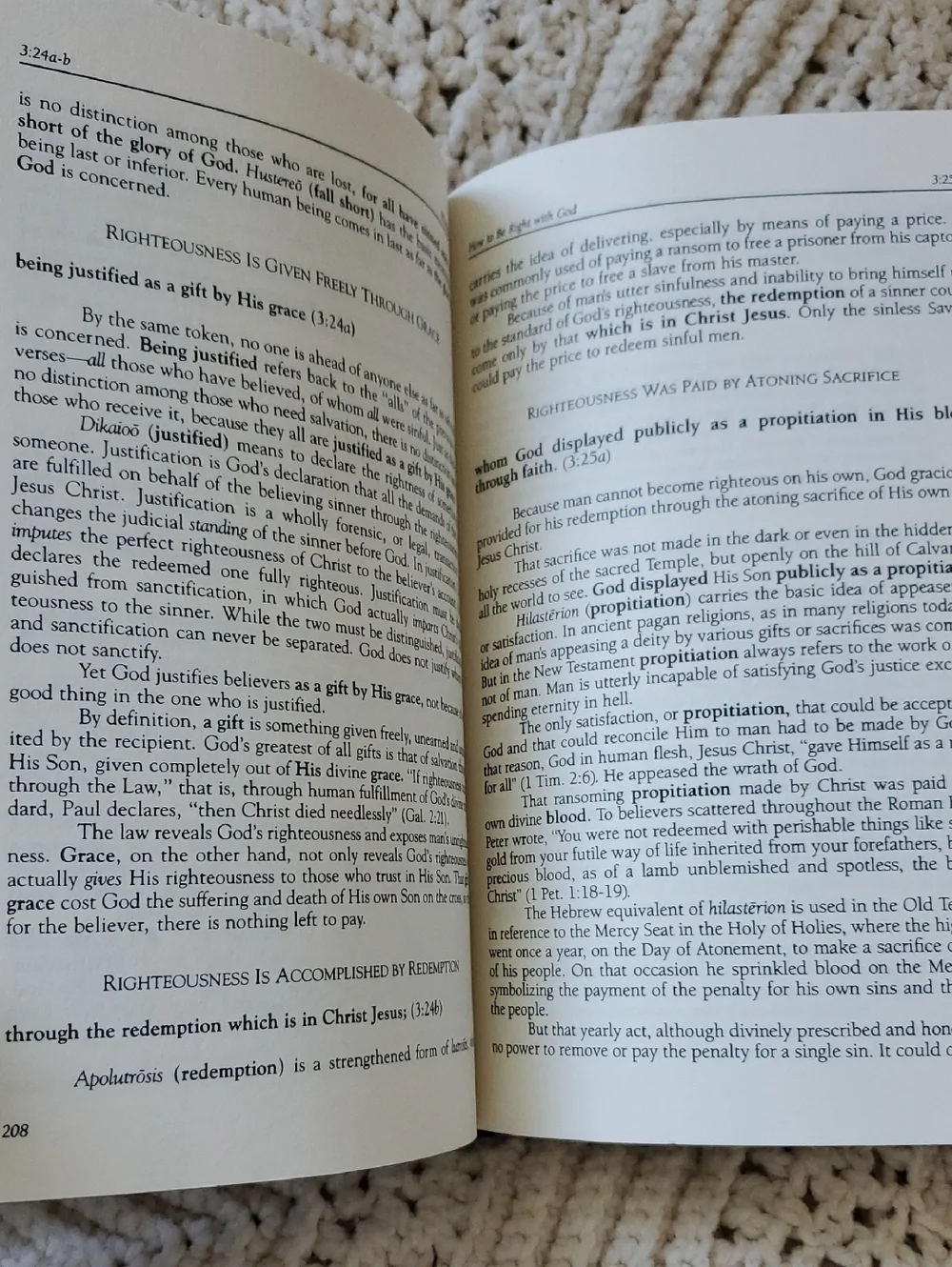 The MacArthur New Testament Commentary  Romans 1-8 Romans 9-16 2 Books.